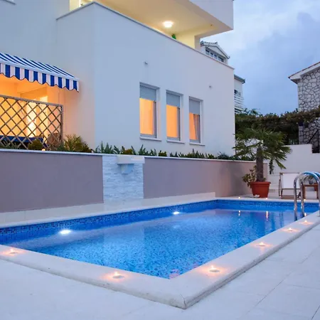 Seaside With A Swimming Pool Rastici, Ciovo - 11092 트로기르