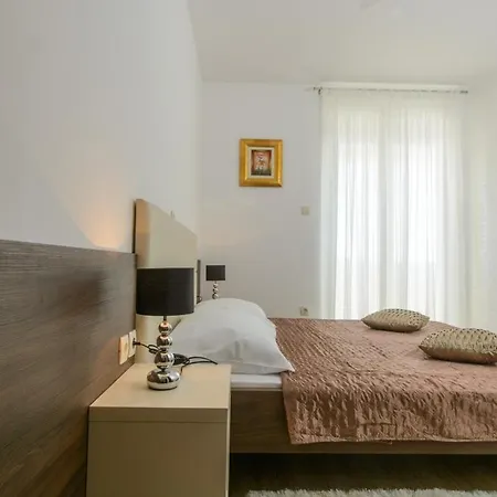 Seaside With A Swimming Pool Rastici, Ciovo - 11092 Apartament *