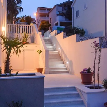 Seaside With A Swimming Pool Rastici, Ciovo - 11092 Apartament Trogir